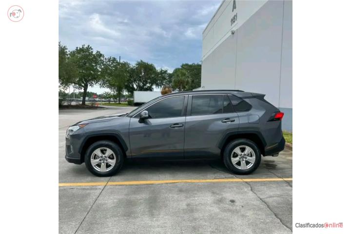 Toyota RAV4 XL sport 4D