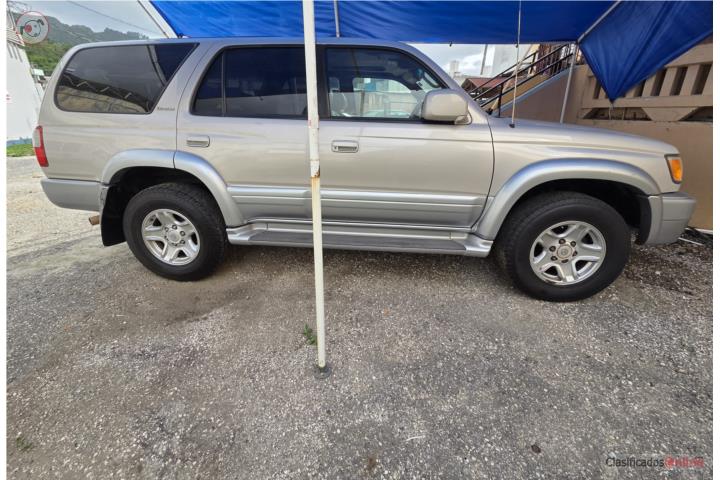 Toyota 4 Runner Limited