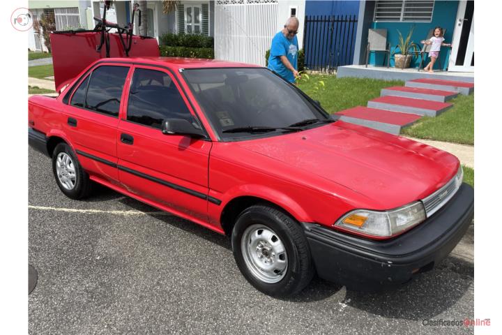 1990 Toyota Corolla - corre nitido