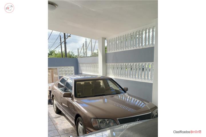 1999 LEXUS LS400 V8  $3,500 OMO