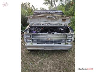 Chevy van 20 1983