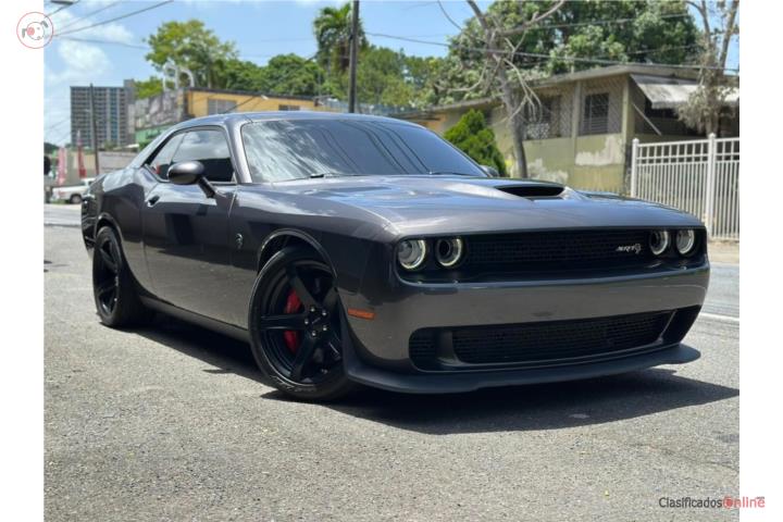 17 SRT Challenger Hellcat