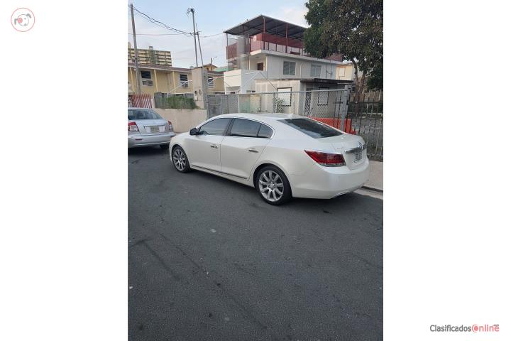 Buick Lacrosse 2012