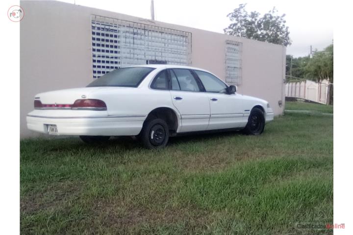 Ford Crown Victoria 1994 Para Piezas No Papel