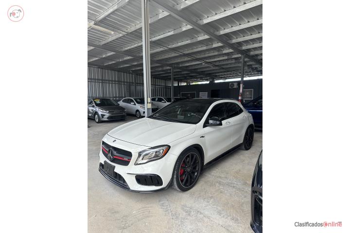 MERCEDES GLA45 AMG 2018