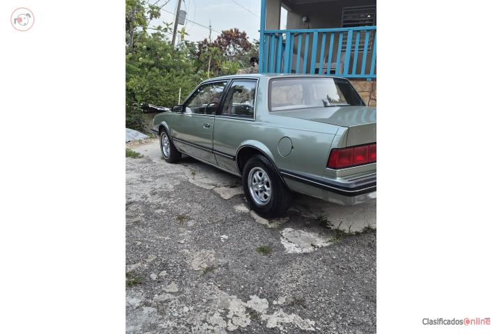 Se vende chevrolet celebrity