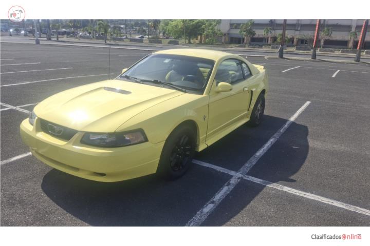 Ford Mustang 2002 V6 Standard $3,500 omo