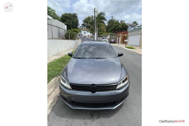 Volkswagen Jetta 2011 - 67,000 MILLAS