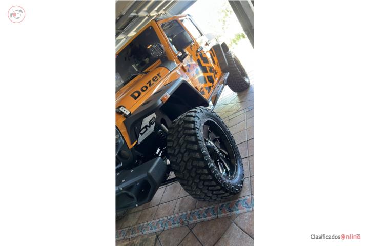 JEEP WRANGLER UNLIMITED MODIFICADO