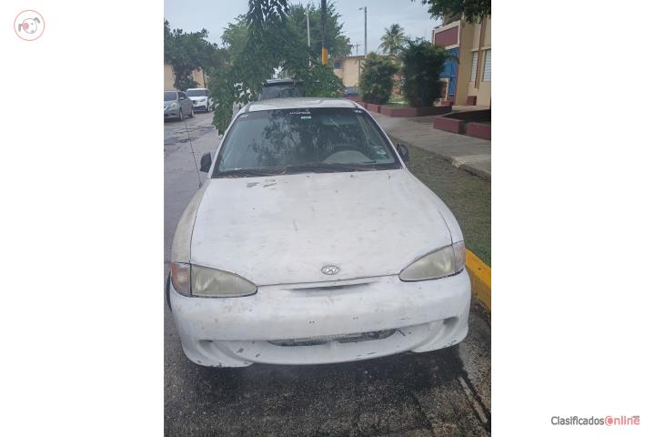 Hyundai accent standar 5 cambios 1997
