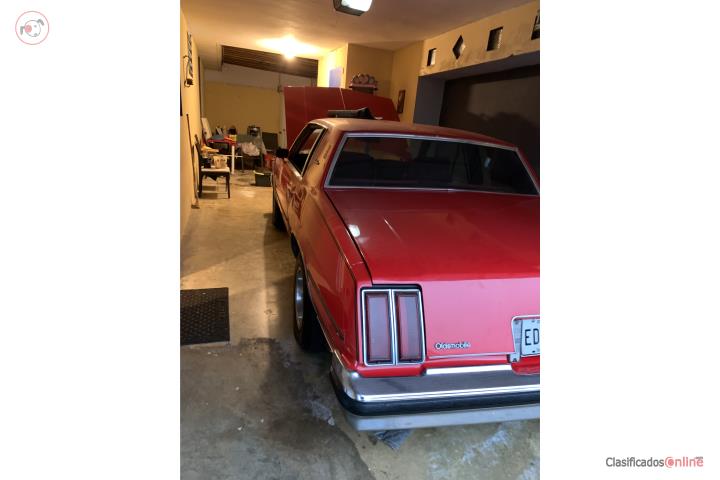 1979 Oldsmobile cutlass supreme.  7,500