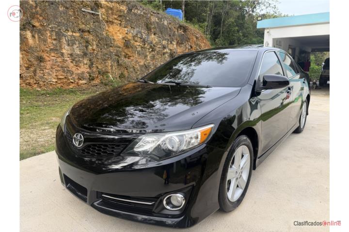 Toyota Camry se 2012