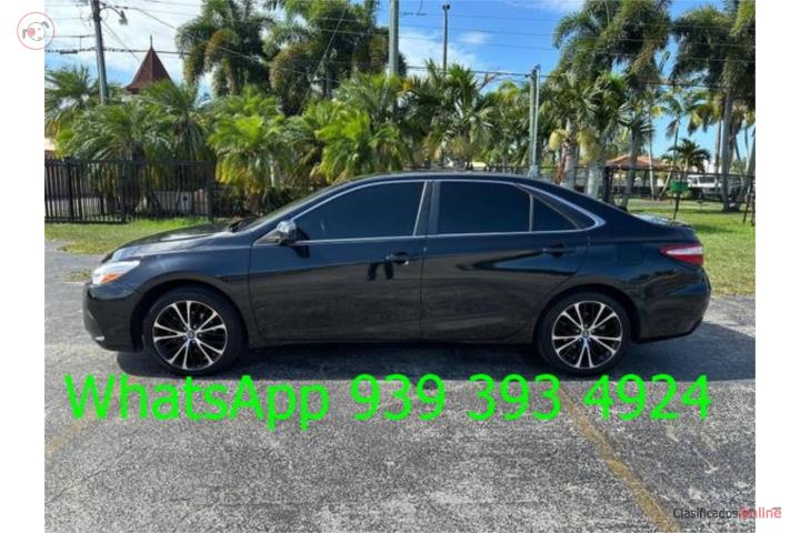 2016 TOYOTA CAMRY SE