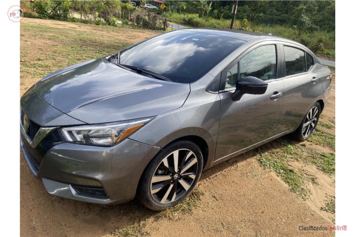 Nissan Versa SR 2022 SALDO