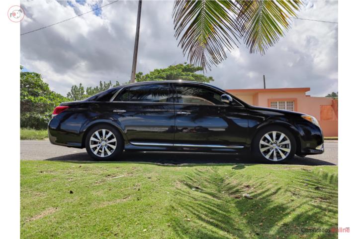 Toyota Avalon 2011