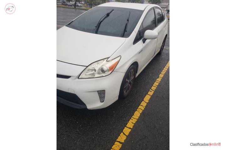 SE VENDE PRIUS 2013 POCO MILLAJE