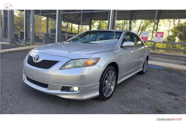 Toyota camry se