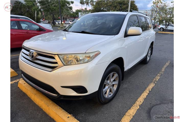 Toyota Hihtlander 2013 precio 11,900$