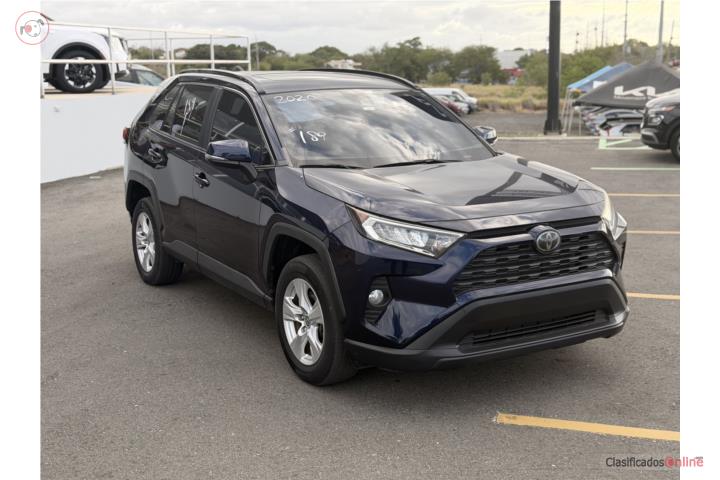 Toyota RAV 4 XLE gasolina