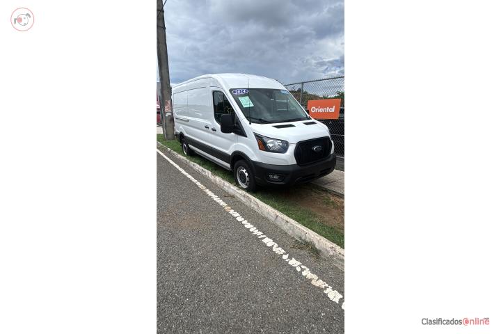 Ford transit 250