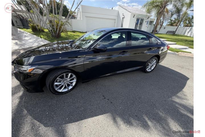 Honda Accord 2021, con 30,224 millas