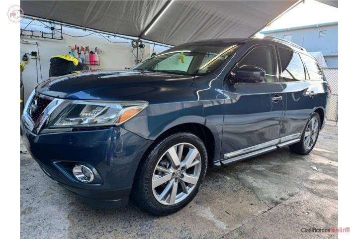 Se vende Nissan Pathfinder 2014