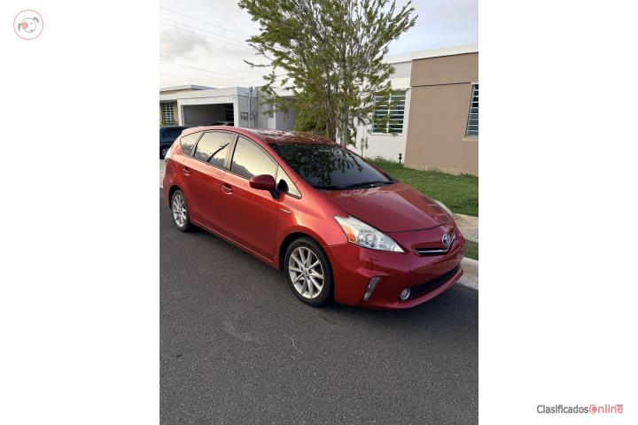 Toyota Prius V