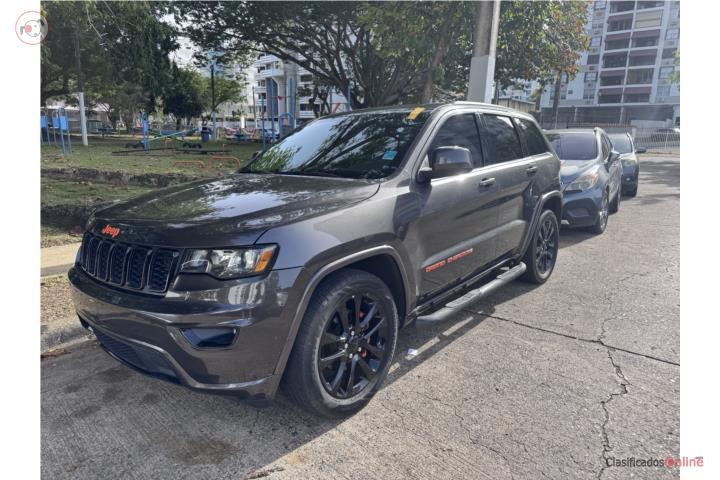 grand cherokee 2018 60,000 millas
