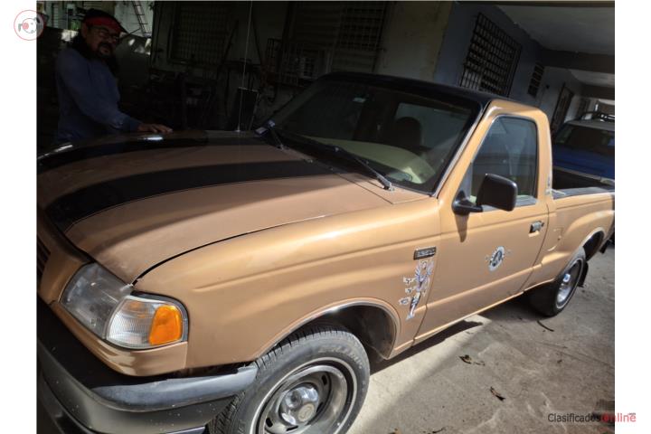 Pick up mazda 1999,B2500 $5,500.00
