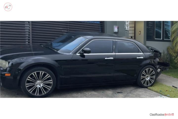 2010 Chrysler 300s- Motor original 75,100