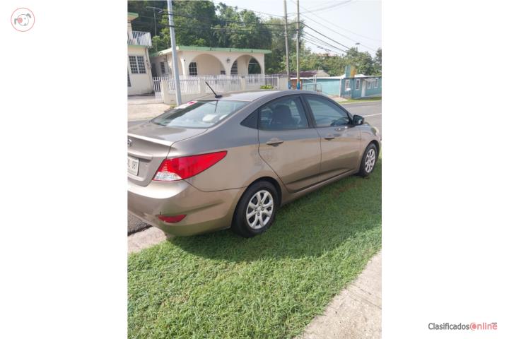 Hyundai Accent 2012