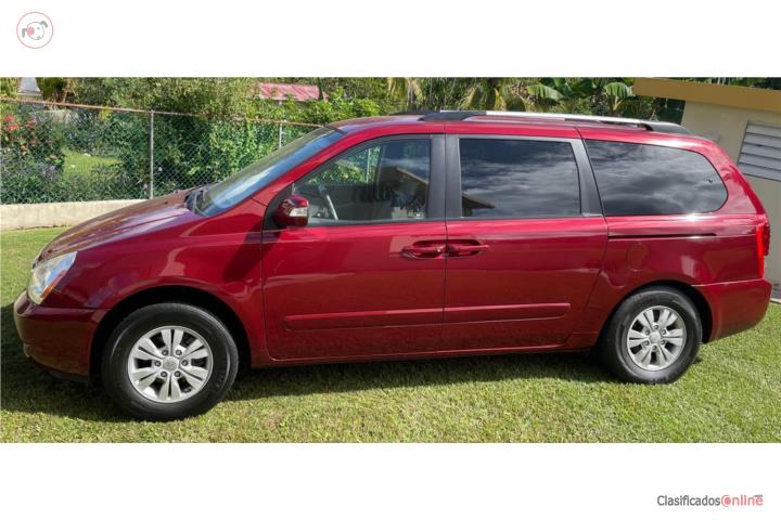 2011 Kia Sedona $7,500 Como Nueva!