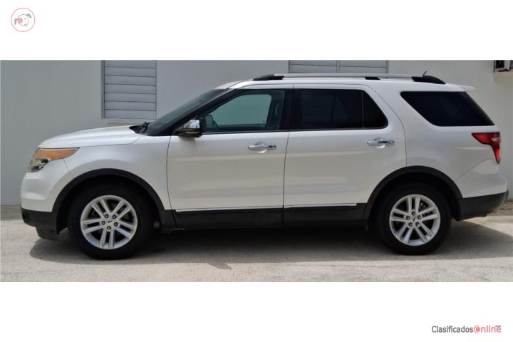 FORD EXPLORER XLT 2012