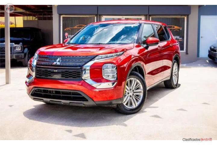 Mitsubishi Outlander ES Tres filas 2024