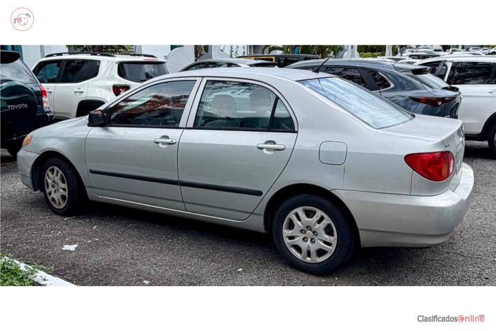 Toyota Corolla 2004 $3,000.00
