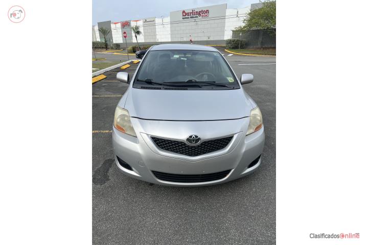 ???? TOYOTA YARIS 2011 AUTOMÁTICO  $5,495 OM