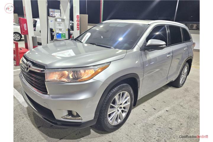 Toyota higlander XLE PRIMIUM PACKAGE