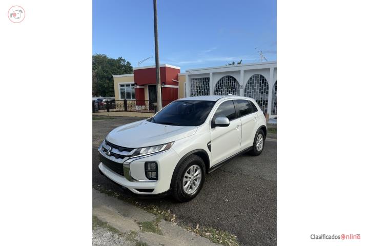 Mitsubishi Outlander 2021 NUEVA COMPLETA OEM