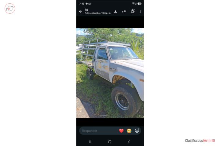 Toyota Hilux 1979 4x4 Lean