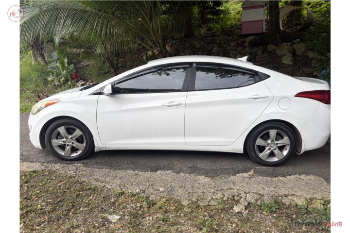 Hyundai Elantra 2013 - como nuevo