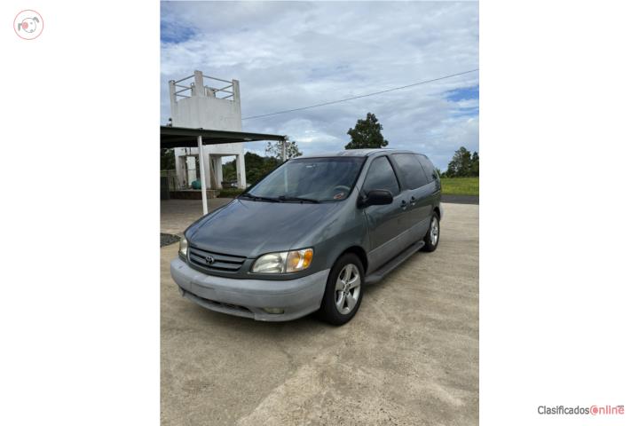 Toyota Sienna 1999, $ 2900