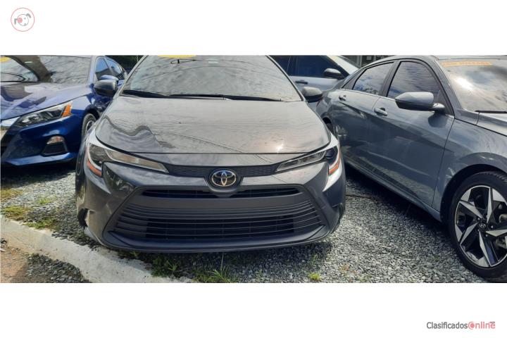 Toyota Corolla LE.