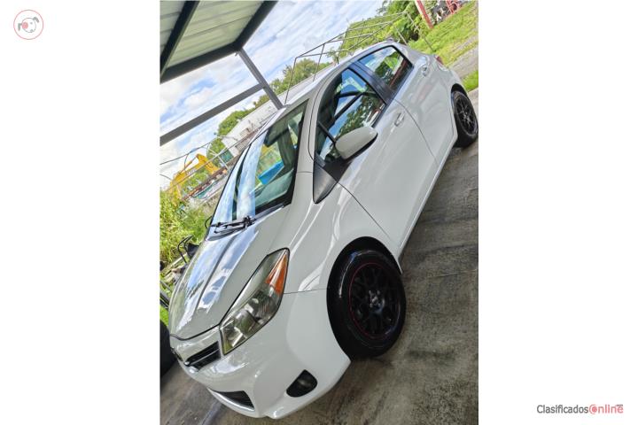 Toyota Yaris 2012
