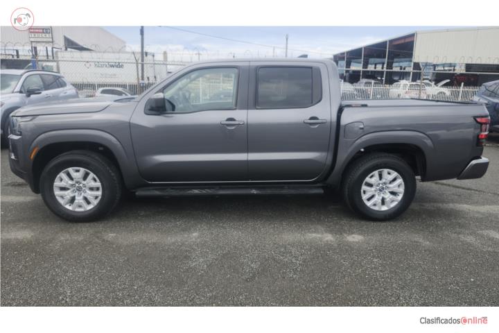 Nissan Frontier 4 X 4.