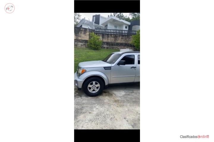 Dodge nitro 2008