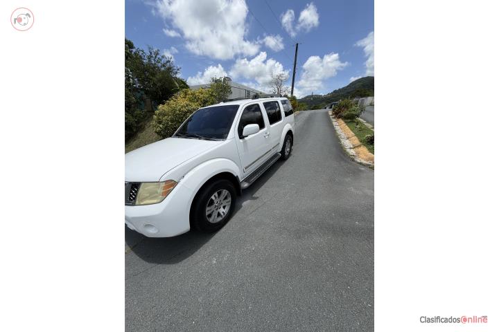 Nissan Pathfinder 2012