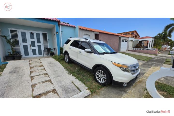 Ford Explorer 2013 XLT 160K MILLAS EN BUENAS