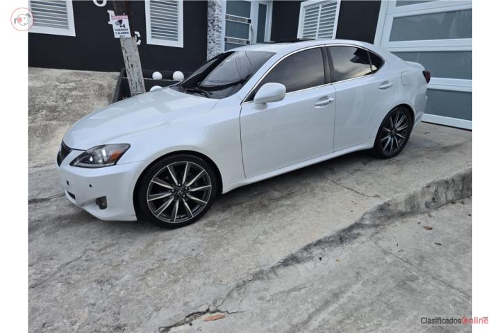 Lexus 250 del 2006 estandar