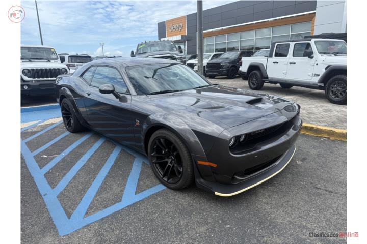 Dodge Challenger R/T2023
