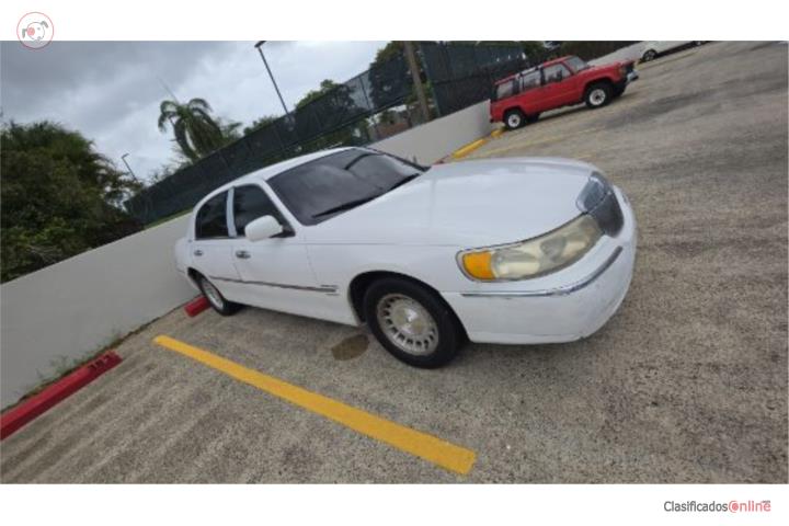 Lincoln 1998 Towncar